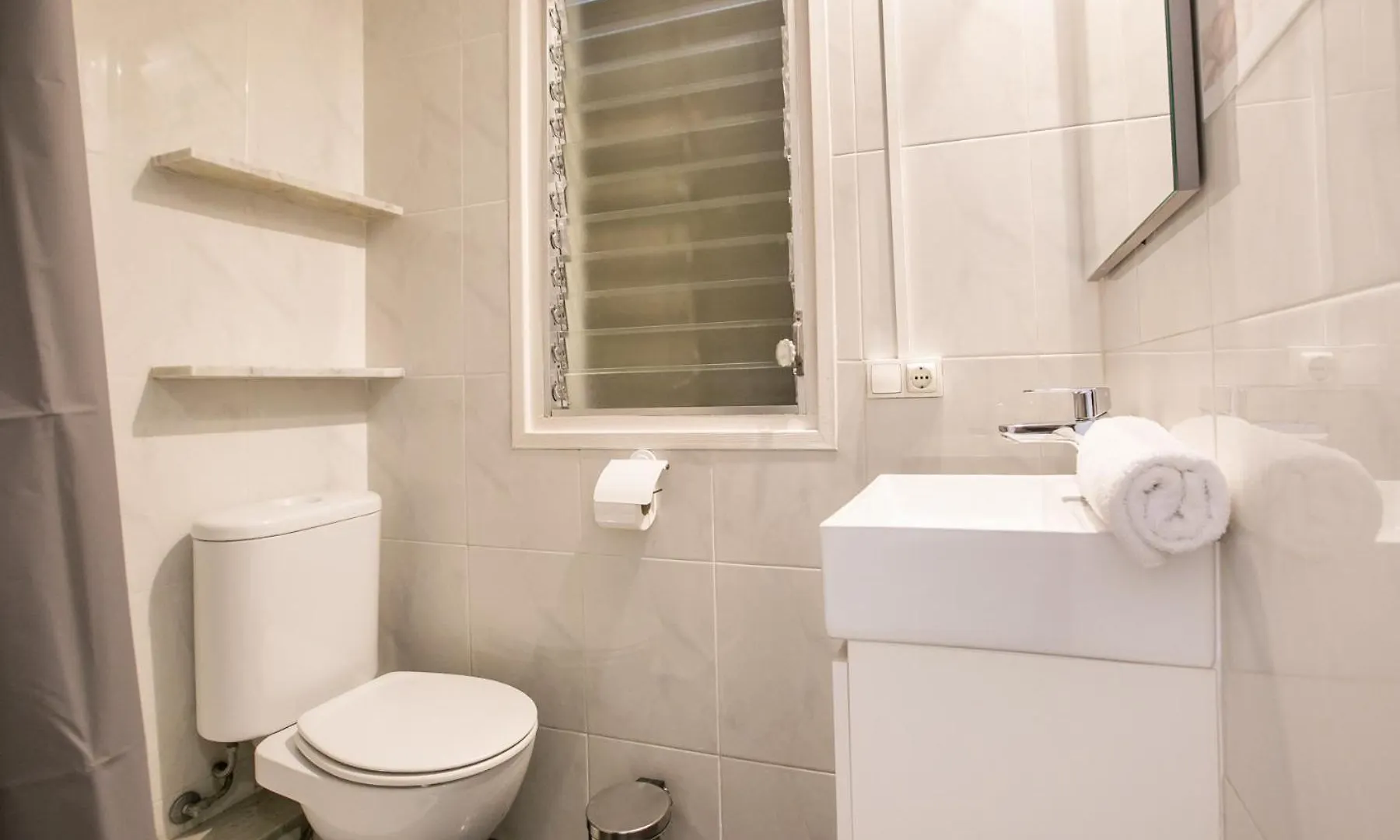 31Abpar1110 - Apartment In Paralelo Barcelone 0*,